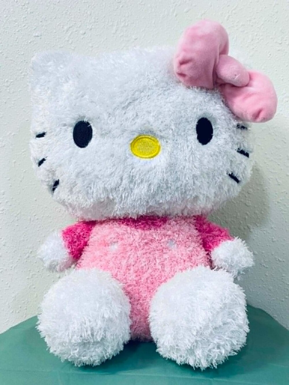 2024 Jay Franco Weighted and Fuzzy Hello Kitty Plush